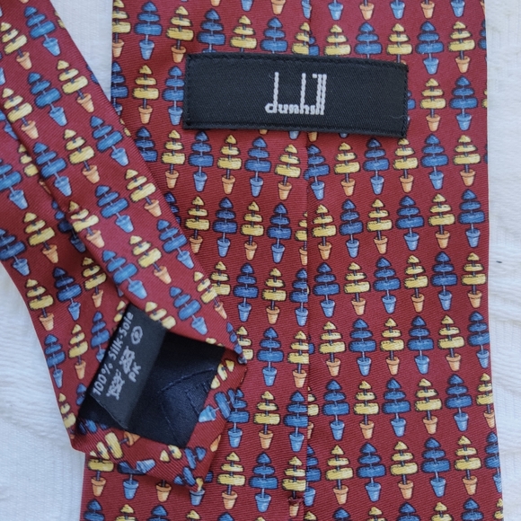 Dunhill printed tie. Made in Italy. 100%silk. - Picture 2 of 7